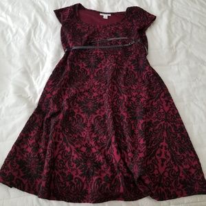 Red and black maternity dress